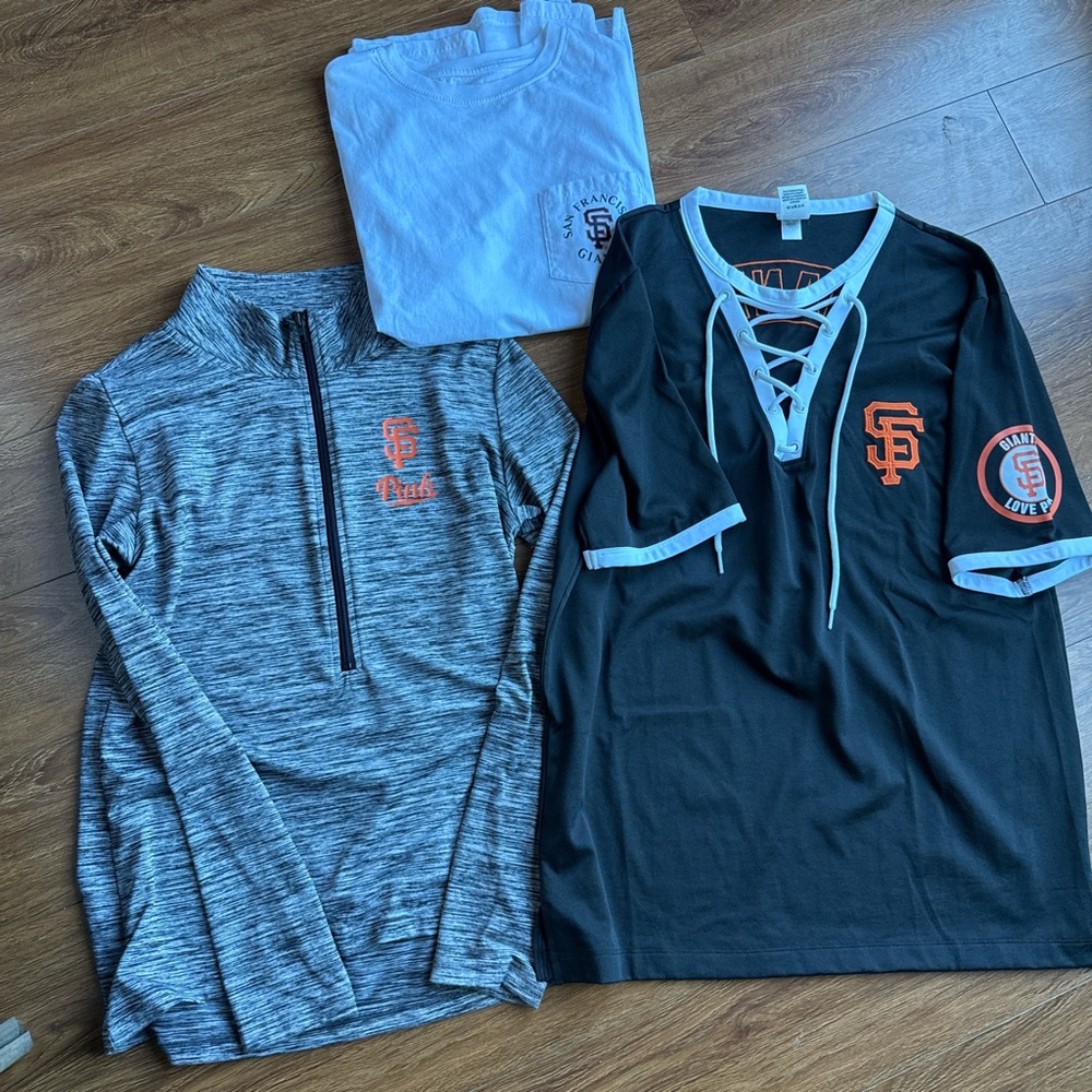 Pink/San Francisco Giants women’s Shirt bundle size large